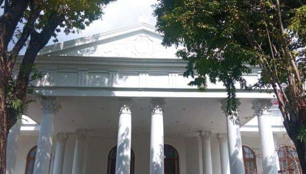 Tulisan Graha Buana di Kantor Bupati Bojonegoro Dicopot, Karena Identik dengan Anna? Tulisan Graha Buana di Kantor Bupati Bojonegoro Dicopot, Karena Identik dengan Anna?