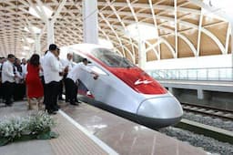 Purbaya Tak Ingin APBN Tanggung Utang Whoosh