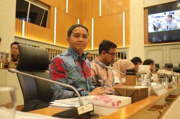 DPR Minta Menhut Raja Juli Mundur Kalau Tak Mampu Urus Hutan