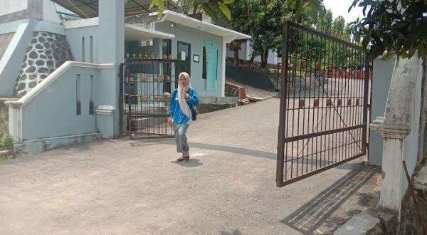 Guru Ungkap Sosok Hera, Putri Pencuci Mobil yang Berjuang Demi Mimpi Punya Rumah Tanpa Bocor