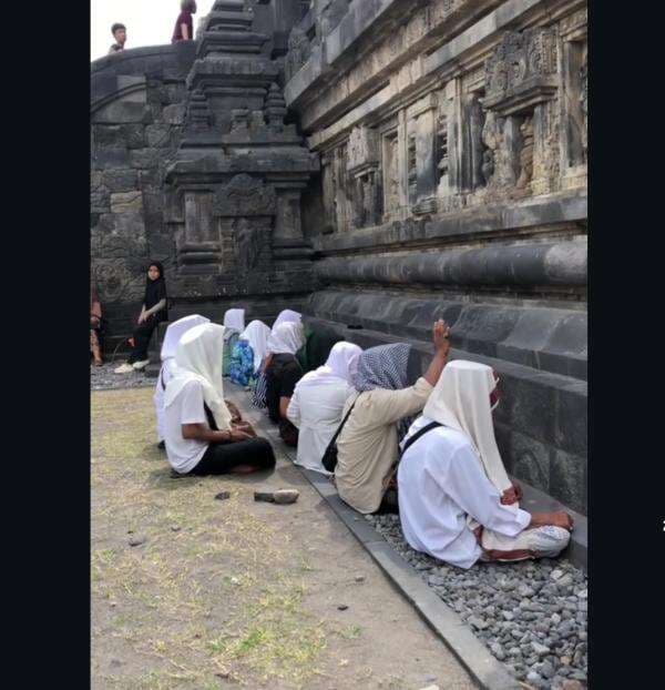 Viral Sekelompok Orang Berzikir di Candi Prambanan, Pengelola Angkat Bicara