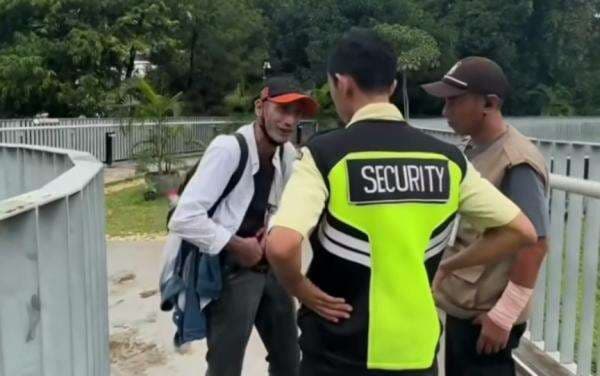 Viral Pamer Kemaluan di Taman Literasi Blok M, WNA Ngaku Gerah