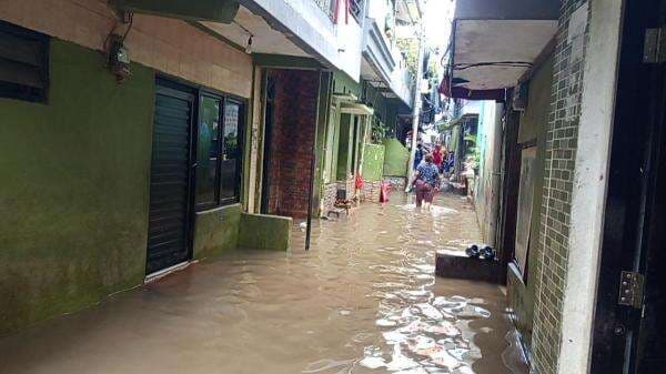 Banjir Kedua dalam Sepekan, Air di Kebon Pala Sempat Capai Satu Meter