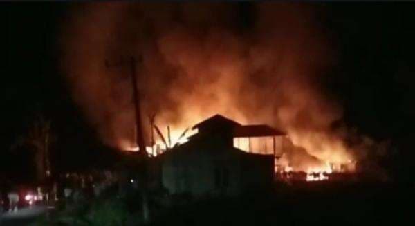 Dua Kebakaran Hebat Terjadi Hampir Bersamaan di Pasaman, Kerugian Capai Ratusan Juta