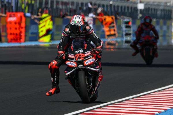 Berani Tinggalkan Timnya Valentino Rossi, Marco Bezzecchi Disanjung Pengamat MotoGP