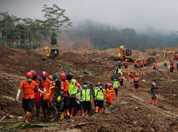 Operasi SAR Terakhir, Pencarian Korban Longsor Banjarnegara Difokuskan di Sektor C