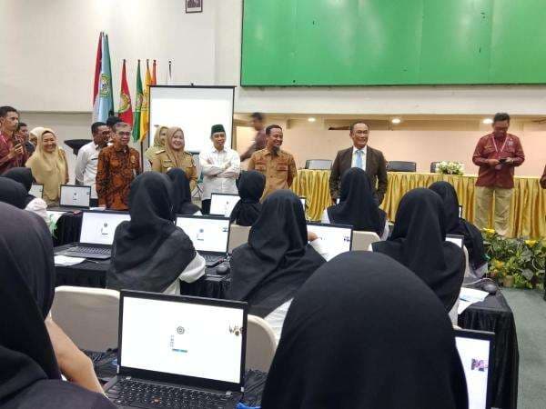 Kepala BKN Cek Pelaksanaan Ujian PPPK di Makassar