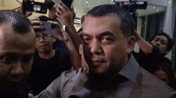 Silmy Karim Serahkan Diri ke KPK, Rumah Digeledah dan Mobil Mewah Disegel