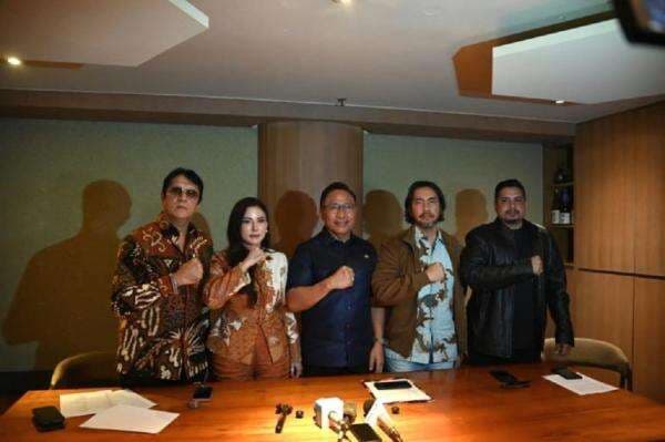 Selebgram Ayu Aulia Dikabarkan Jadi Tim Kreatif Kemhan, GBN-MI Beri Klarifikasi Selebgram Ayu Aulia Dikabarkan Jadi Tim Kreatif Kemhan, GBN-MI Beri Klarifikasi