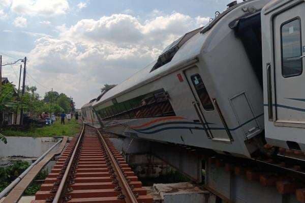 Komisi V DPR Desak Kemenhub Audit Keselamatan Independen Buntut Marak Kereta Anjlok 