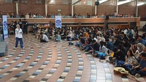 Hari Kedua Audisi Indonesian Idol 2025 Surabaya: Antusias Peserta Makin Tinggi