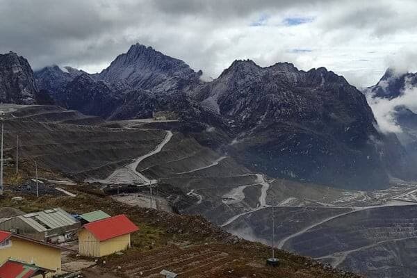 Prabowo Akan Berikan 10 Persen Saham Freeport Indonesia untuk Masyarakat Papua Prabowo Akan Berikan 10 Persen Saham Freeport Indonesia untuk Masyarakat Papua