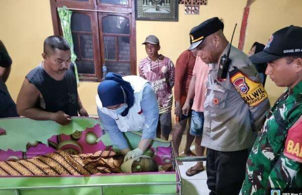 Petani di Bojonegoro Meninggal Dunia Saat Memupuk Sawah, Diduga Karena Kelelahan