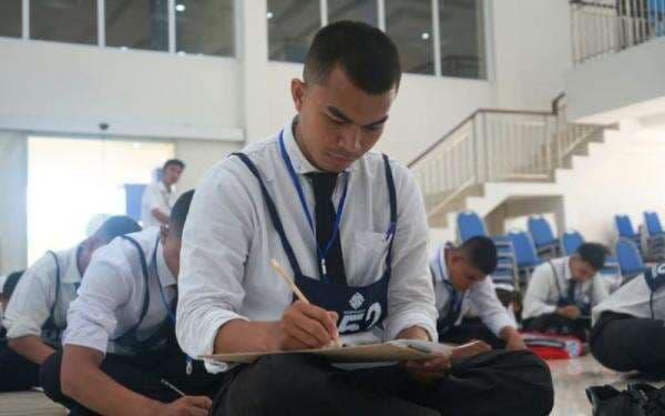 Program Magang Nasional Berlanjut, 100 Ribu Kuota Dibuka untuk Fresh Graduate