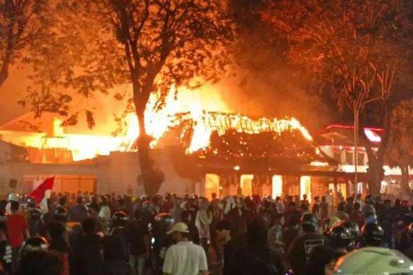 Polrestabes Surabaya Tetapkan 35 Tersangka Kerusuhan di Grahadi, Bukan dari Massa Aksi