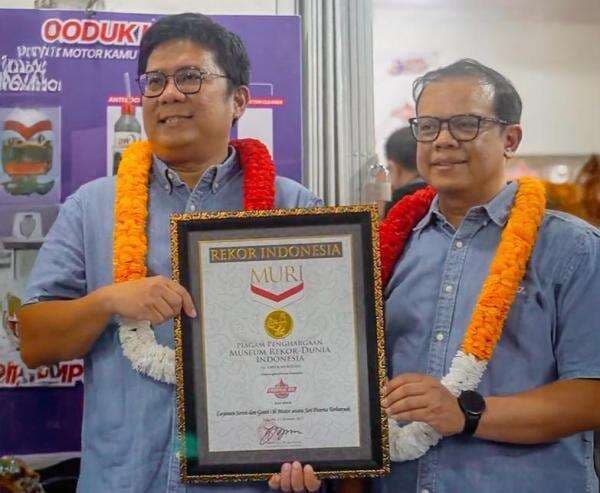 Rekor MURI di Awal 2025 dengan Penggantian Oli Gratis 10.100 Pengguna Motor