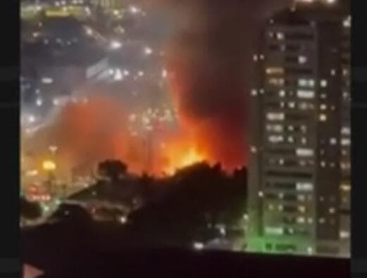 Gudang Kembang Api Terbakar Hebat di Brasil, Seorang Tewas