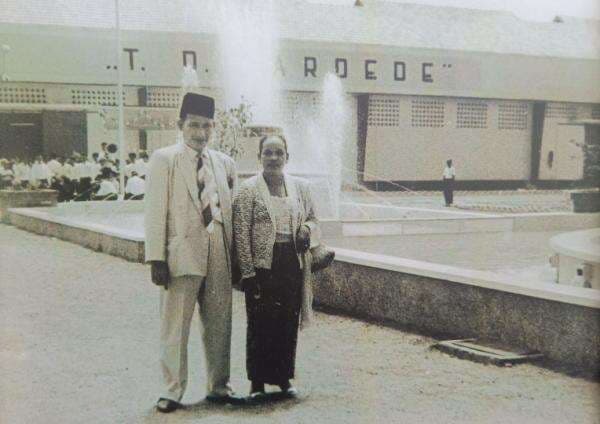 Biografi TD Pardede Pengusaha Batak Sukses Pemilik Hotel Danau Toba Internasional Biografi TD Pardede Pengusaha Batak Sukses Pemilik Hotel Danau Toba Internasional