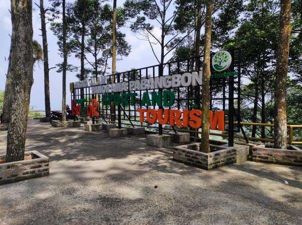 10 Tempat Wisata di Leuwiliang Bogor, Sumpah Dekat Jakarta dan Wajib Dikunjungi 10 Tempat Wisata di Leuwiliang Bogor, Sumpah Dekat Jakarta dan Wajib Dikunjungi