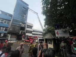 Kesaksian Warga soal Kebakaran di Kemayoran: Awalnya Api di Lantai 1, Karyawan Terjebak