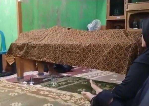 Siswa SMP Grobogan Tewas dengan Tengkorak Retak, Sempat Dua Kali Diadu Duel Siswa SMP Grobogan Tewas dengan Tengkorak Retak, Sempat Dua Kali Diadu Duel
