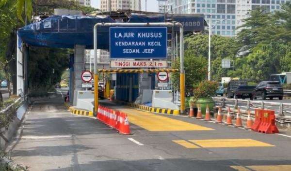 7 Gerbang Tol Dalam Kota Kembali Beroperasi usai Dibakar Massa