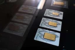 Harga Emas Antam Hari Ini Naik Lagi, Dijual Rp2.396.000 per Gram!