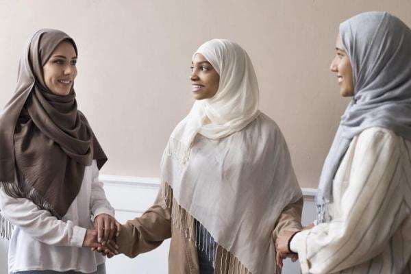 Hukum Syariat Tentang Rambut Wanita, Muslimah Wajib Tahu!