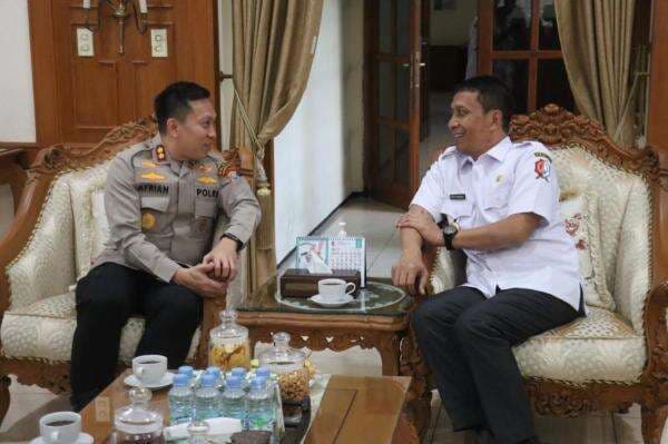 Kapolres Bojonegoro AKBP Afrian Satya Permadi Silaturahmi Perdana dengan Bupati Setyo Wahono