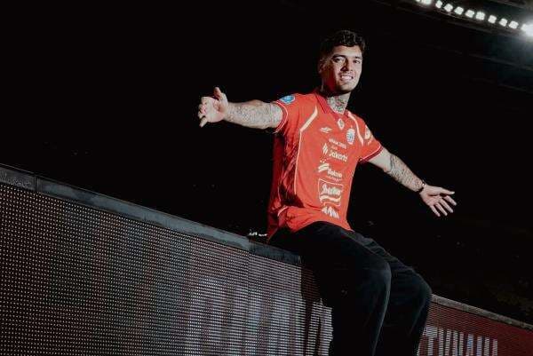 Marc Klok Doakan Shayne Pattynama Sukses di Persija Jakarta: Tapi Jangan Juara!