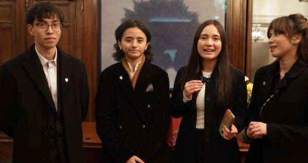 Bertemu Prabowo, Mahasiswa RI di London Titip Harapan Besar untuk Pendidikan
