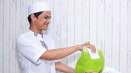 Hadits Sedekah di Hari Jumat dan Keutamaannya bagi Umat Islam