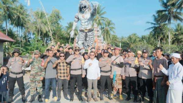 Wakil Bupati Buton Utara Rahman Hadiri Pawai Ogoh-Ogoh di Desa Waode Angkalo Bonegunu