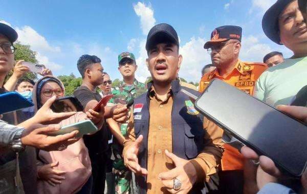 Penyaluran Dana Insentif Guru Ngaji Tertunda, Program 100 Hari Kerja Bupati Bekasi Tak Tercapai