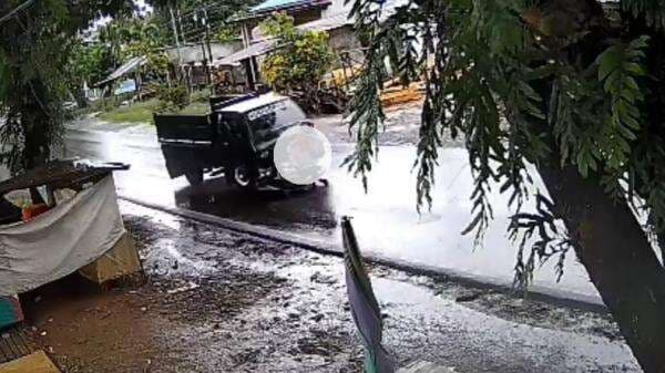 Pengemudi Pikap Mabuk Tabrak Pemotor Sekeluarga di Gowa, 2 Tewas 1 Luka Parah Pengemudi Pikap Mabuk Tabrak Pemotor Sekeluarga di Gowa, 2 Tewas 1 Luka Parah