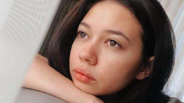 Skoliosis Yuki Kato Memburuk saat Syuting, Kenali Ciri dan Cara Penyembuhannya