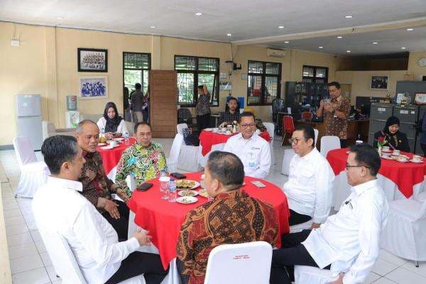 Menteri Koperasi dan UKM Kunjungi Pemkot Cimahi Bahas Pembentukan Koperasi Merah Putih