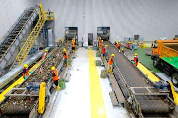 Jaga Kelestarian Lingkungan, SIG Manfaatkan Sampah hingga Limbah sebagai Bahan Bakar Alternatif