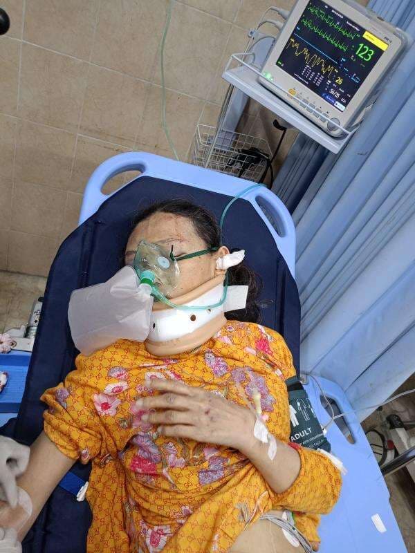 Pejalan Kaki Tanpa Identitas Tersungkur Usai Dihantam Motor di Depan Pasar Buduran Pejalan Kaki Tanpa Identitas Tersungkur Usai Dihantam Motor di Depan Pasar Buduran