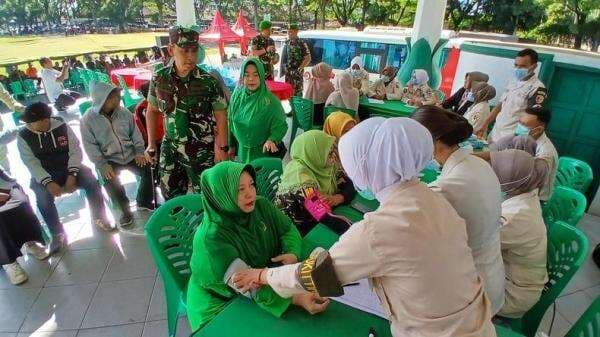 Antusiasme Warga Bukittinggi: Donor Darah, Sunatan Massal, hingga Sembako dari Kodim 0304/Agam