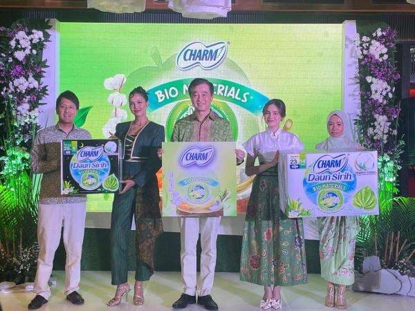 Jadi Brand Ambassador Charm, Syifa Hadju Edukasi Pentingnya Pembalut Bahan Dasar Ramah Lingkungan