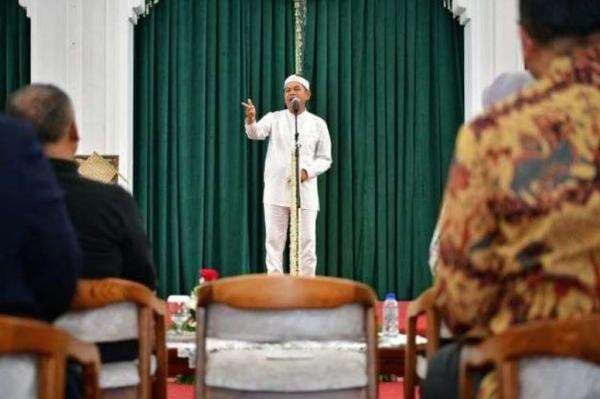 Dedi Mulyadi Terbitkan Moratorium Larangan Penebangan Pohon di Jabar