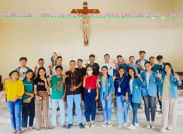 Cegah HIV/AIDS, Mahasiswa KKN Unwira Edukasi Remaja Desa Liwulangang Lembata