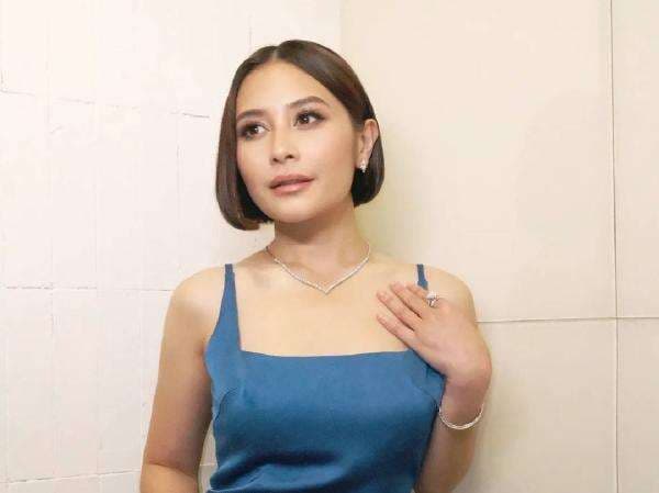 Kaget! Prilly Latuconsina Mendadak Umumkan Pamit