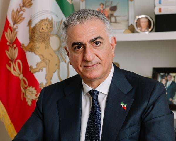 Siapakah Reza Pahlavi, Tokoh Pro-AS yang Namanya Dikumandangkan Demonstran Iran