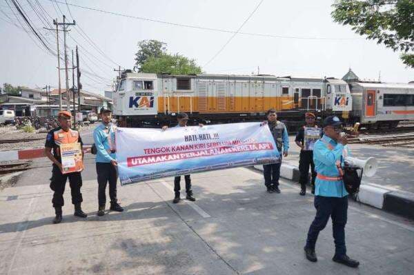 Buruh KAI Ikut Aksi May Day, Ini Tuntutannya!