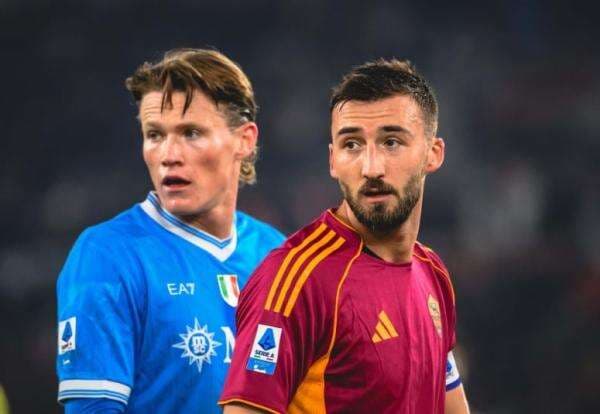 Serie A Makin Gila! Napoli Gilas Roma, Persaingan Puncak Klasemen Kini Super Ketat Serie A Makin Gila! Napoli Gilas Roma, Persaingan Puncak Klasemen Kini Super Ketat