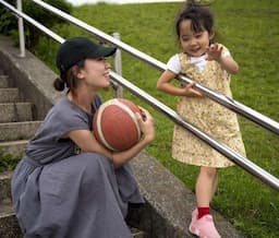 Jangan Langsung Emosi, Ini 5 Cara Tenangkan Anak Tantrum di Tempat Umum
