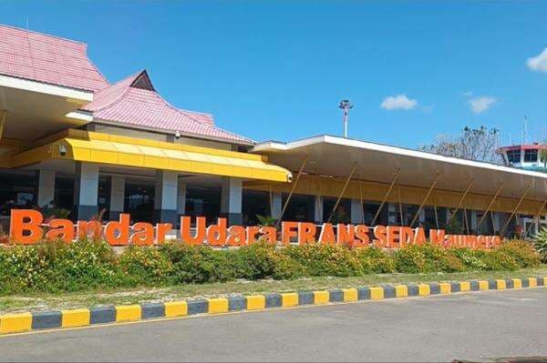 Gunung Lewotobi Laki-Laki Erupsi Dahsyat, 2 Bandara Ditutup Imbas Hujan Abu