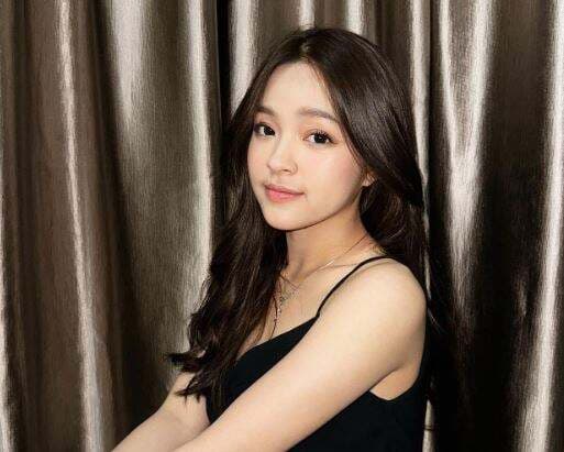 Presenter Eca Aura Serius Kembali ke Dunia Musik, Sampai Ikut Les Vokal